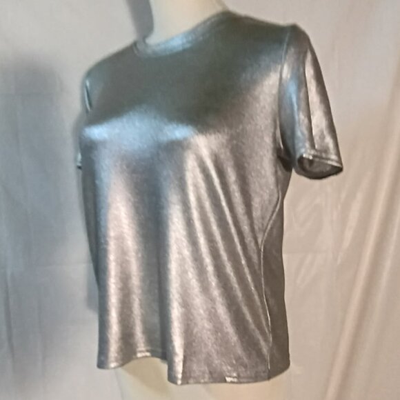 🎇🎊🎉🥂 HOT T-shirt by Truth - Picture 3 of 12